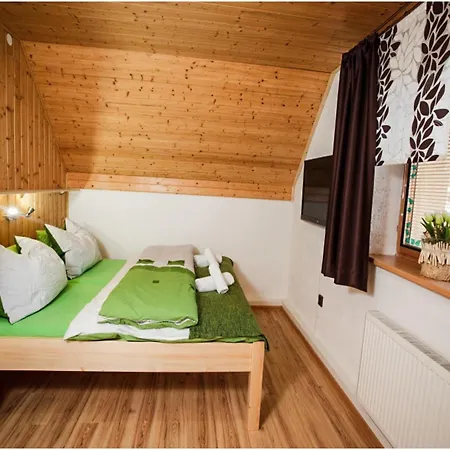 Villa In Near Park Grun