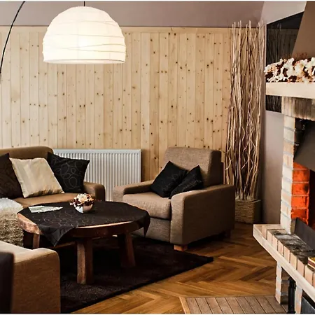 In Near Park Grun Villa