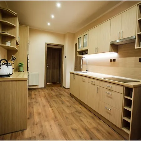 Villa In Near Park Grun