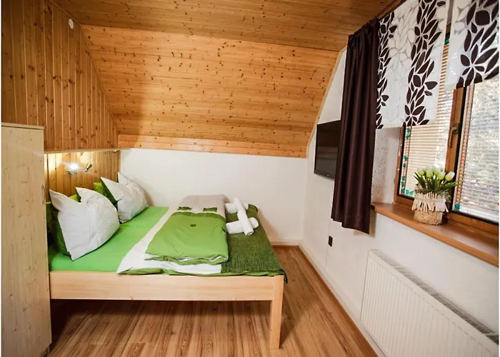 别墅 In Near Park Grun