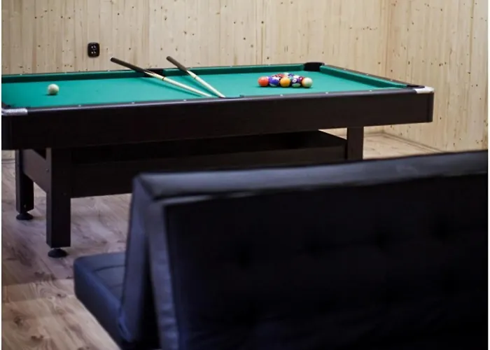 别墅 In Near Park Grun *